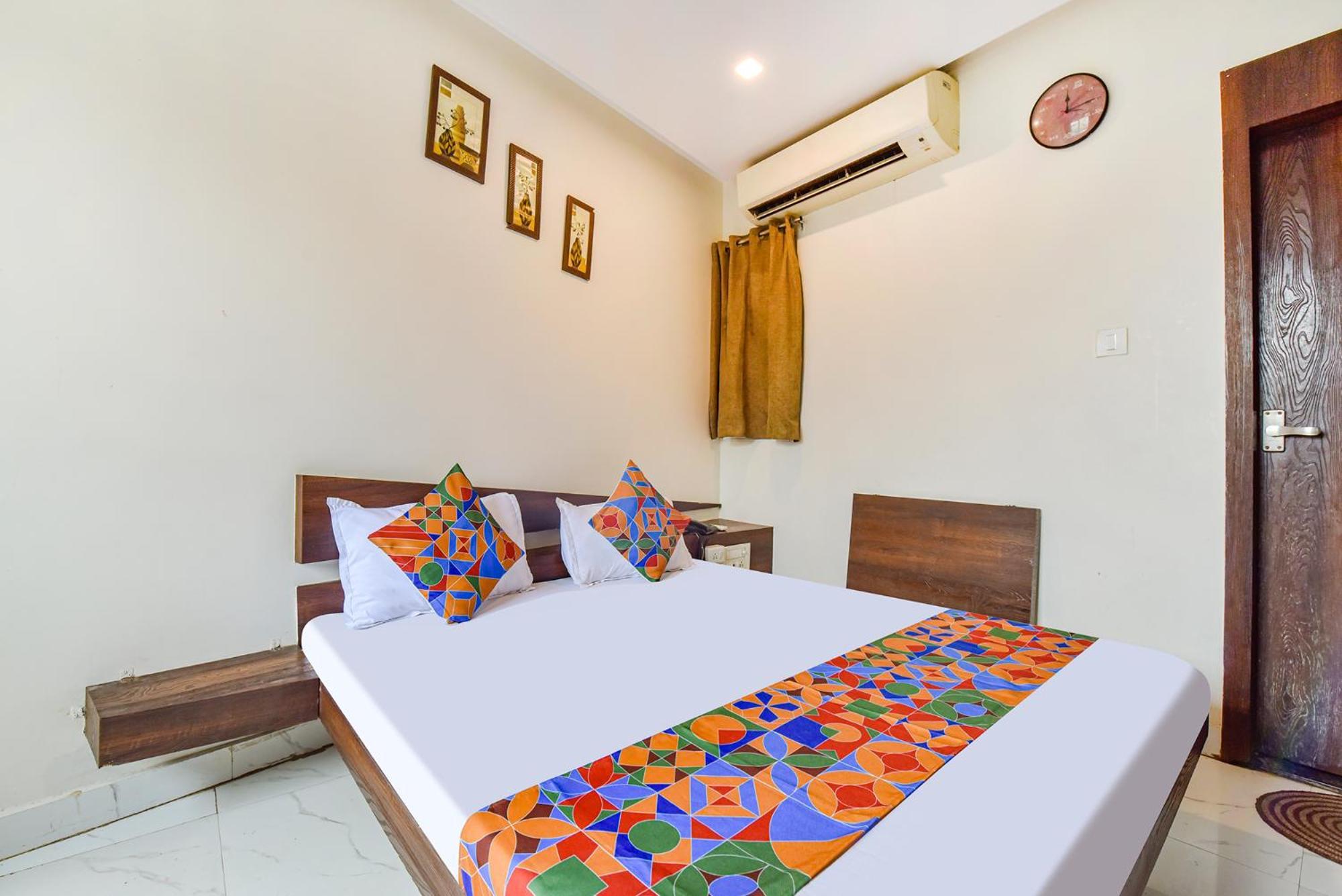 Fabexpress Ta Paradise Ujjain Buitenkant foto